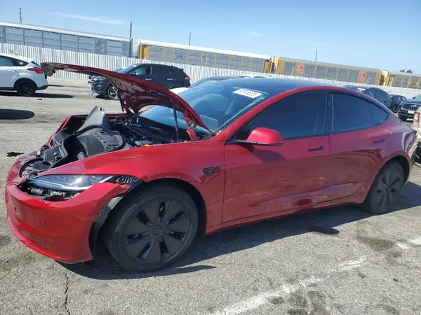 5YJ3E1EA8RF820573 2024 TESLA MODEL 3 - Image 1