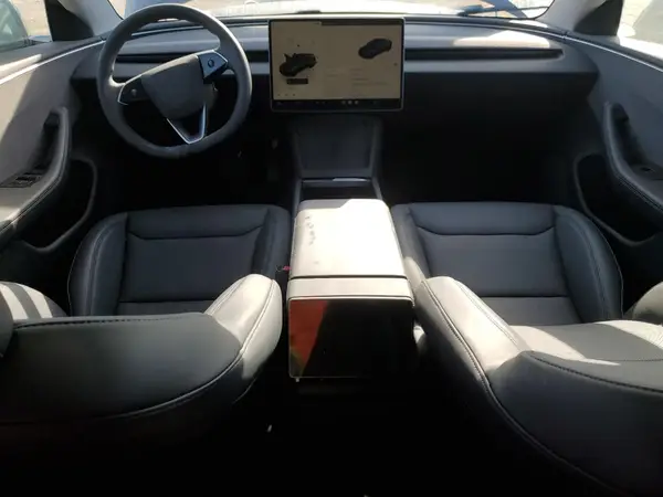 5YJ3E1EA8RF824803 2024 TESLA MODEL 3 - Image 8
