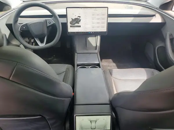 5YJ3E1EA8RF824963 2024 TESLA MODEL 3 - Image 8