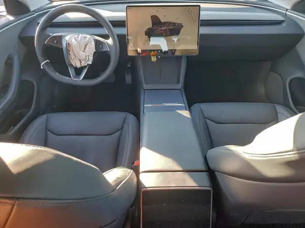 5YJ3E1EA8RF825417 2024 TESLA MODEL 3 - Image 8