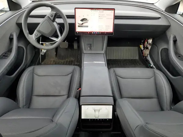 5YJ3E1EA8RF829404 2024 TESLA MODEL 3 - Image 8