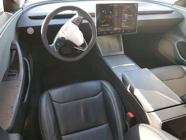 5YJ3E1EA8RF829449 2024 TESLA MODEL 3 - Image 8