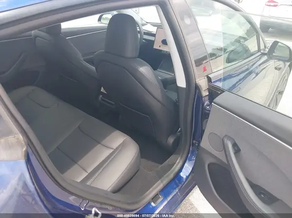 5YJ3E1EA8RF829807 2024 TESLA MODEL 3 - Image 8