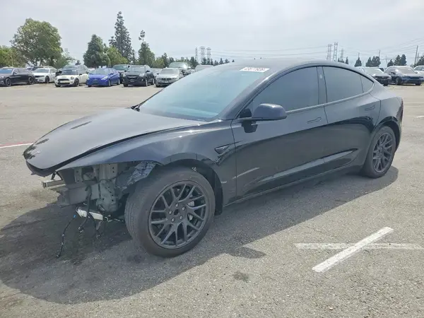 5YJ3E1EA8RF834196 2024 TESLA MODEL 3 - Image 1
