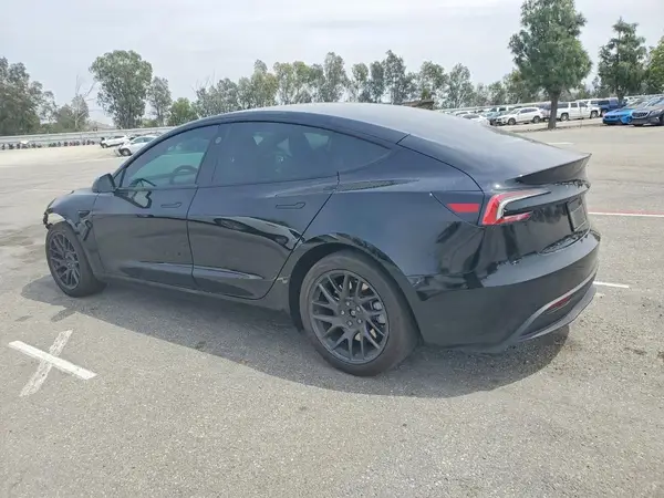 5YJ3E1EA8RF834196 2024 TESLA MODEL 3 - Image 2