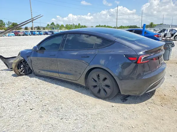 5YJ3E1EA8RF854495 2024 TESLA MODEL 3 - Image 2
