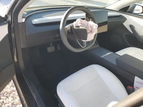 5YJ3E1EA8RF856859 2024 TESLA MODEL 3 - Image 8
