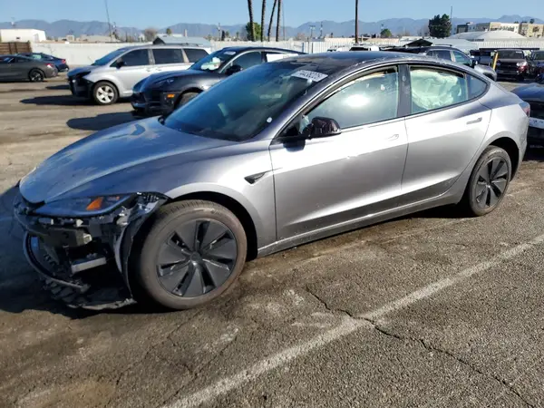 5YJ3E1EA8RF858787 2024 TESLA MODEL 3 - Image 1