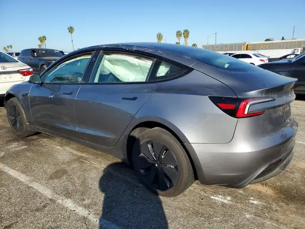 5YJ3E1EA8RF858787 2024 TESLA MODEL 3 - Image 2
