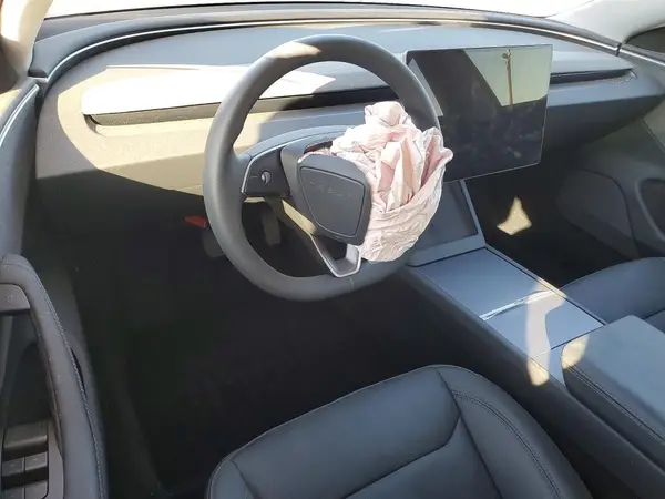 5YJ3E1EA8RF858787 2024 TESLA MODEL 3 - Image 8