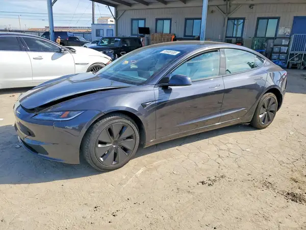 5YJ3E1EA8RF859065 2024 TESLA MODEL 3 - Image 1