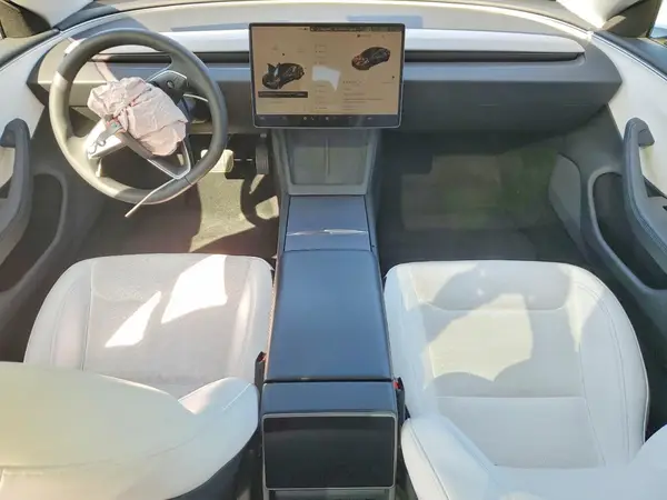 5YJ3E1EA8RF859065 2024 TESLA MODEL 3 - Image 8
