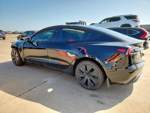 5YJ3E1EA8RF859132 2024 TESLA MODEL 3 - Image 2
