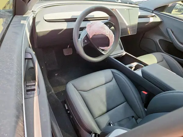 5YJ3E1EA8RF859132 2024 TESLA MODEL 3 - Image 8