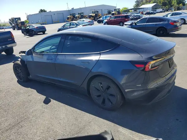 5YJ3E1EA8RF862158 2024 TESLA MODEL 3 - Image 2