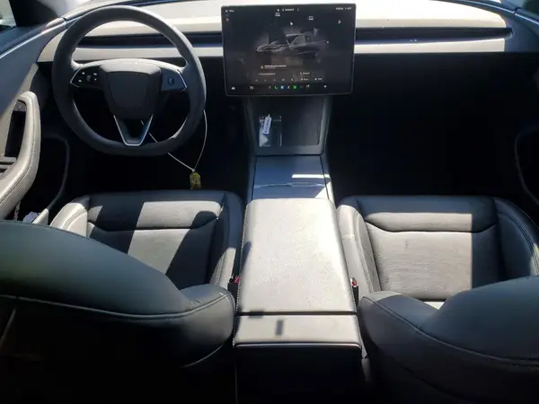 5YJ3E1EA8RF862158 2024 TESLA MODEL 3 - Image 8