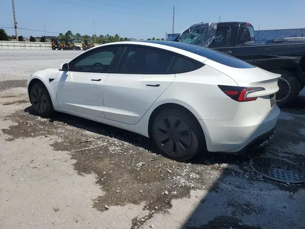 5YJ3E1EA8RF862502 2024 TESLA MODEL 3 - Image 2