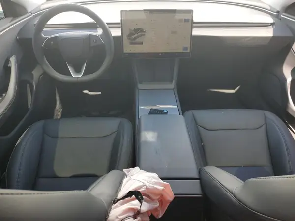 5YJ3E1EA8RF862502 2024 TESLA MODEL 3 - Image 8