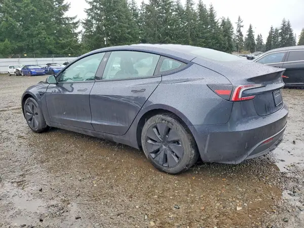 5YJ3E1EA8RF865528 2024 TESLA MODEL 3 - Image 2