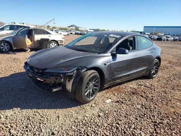 5YJ3E1EA8RF867036 2024 TESLA MODEL 3 - Image 2