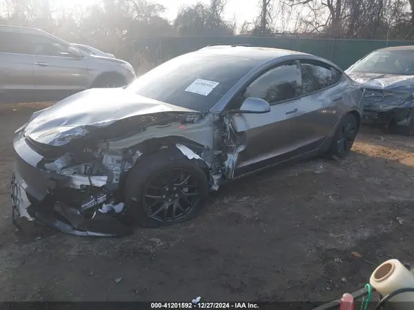 5YJ3E1EA8RF869143 2024 TESLA MODEL 3 - Image 2