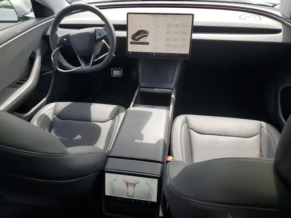 5YJ3E1EA8RF872916 2024 TESLA MODEL 3 - Image 8