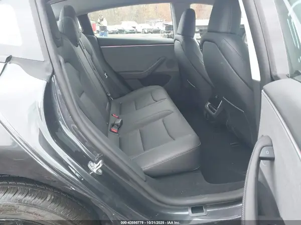 5YJ3E1EA8SF017350 2025 TESLA MODEL 3 - Image 8