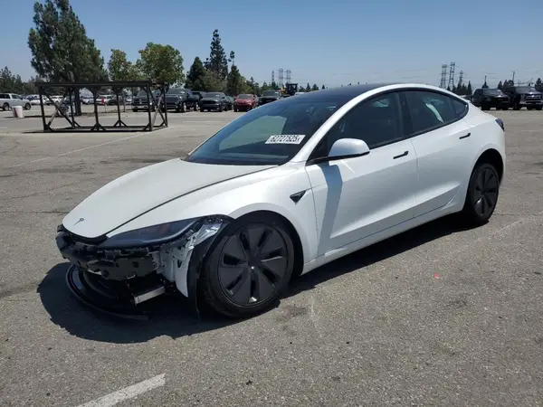 5YJ3E1EA8SF020202 2025 TESLA MODEL 3 - Image 1