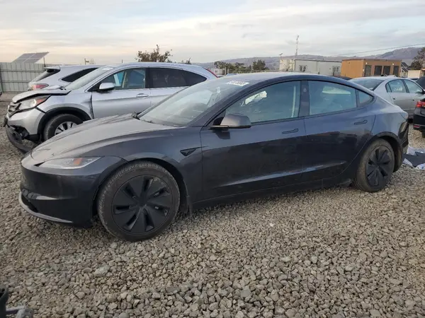 5YJ3E1EA8SF022029 2025 TESLA MODEL 3 - Image 1