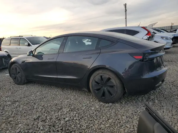 5YJ3E1EA8SF022029 2025 TESLA MODEL 3 - Image 2