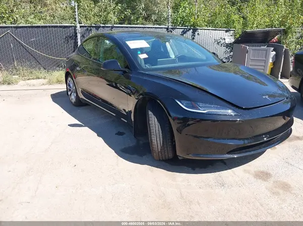5YJ3E1EA8SF024363 2025 TESLA MODEL 3 - Image 1
