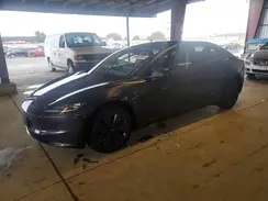 5YJ3E1EA8SF027618 2025 TESLA MODEL 3