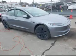 5YJ3E1EA8SF028798 2025 TESLA MODEL 3