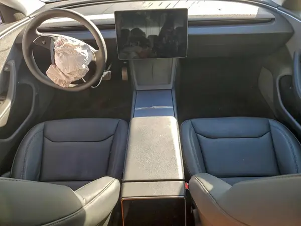 5YJ3E1EA8SF031376 2025 TESLA MODEL 3 - Image 8