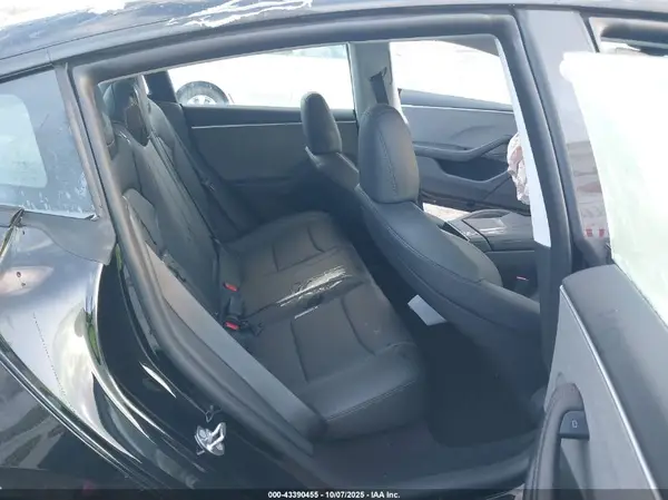 5YJ3E1EA8SF032401 2025 TESLA MODEL 3 - Image 8