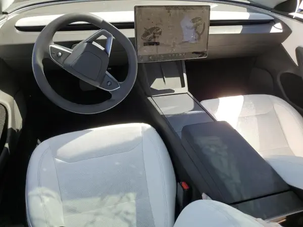 5YJ3E1EA8SF042068 2025 TESLA MODEL 3 - Image 8