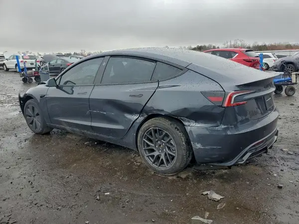 5YJ3E1EA8SF043754 2025 TESLA MODEL 3 - Image 2