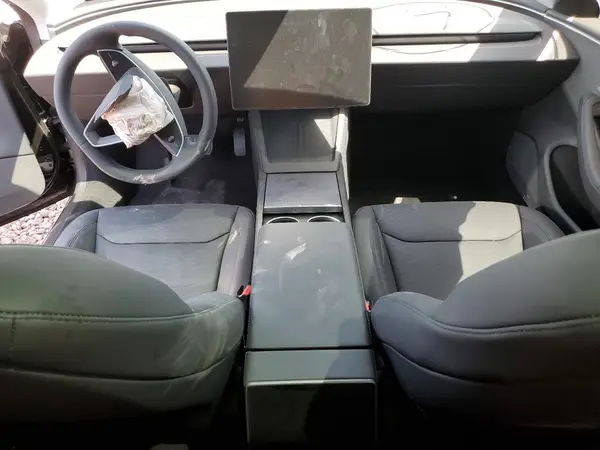 5YJ3E1EA8SF044371 2025 TESLA MODEL 3 - Image 8