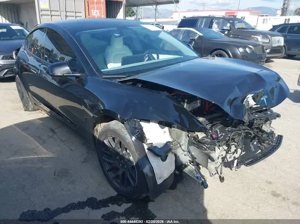 5YJ3E1EA8SF046539 2025 TESLA MODEL 3 - Image 1