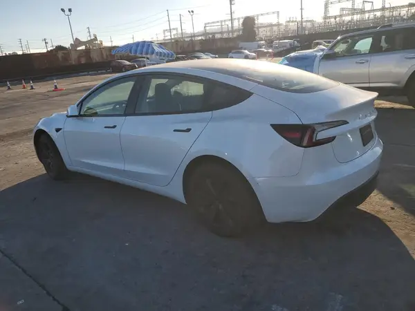 5YJ3E1EA8SF051210 2025 TESLA MODEL 3 - Image 2