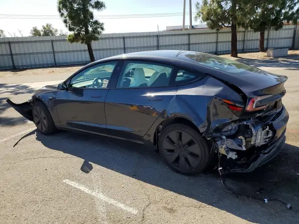 5YJ3E1EA8SF887745 2025 TESLA MODEL 3 - Image 2
