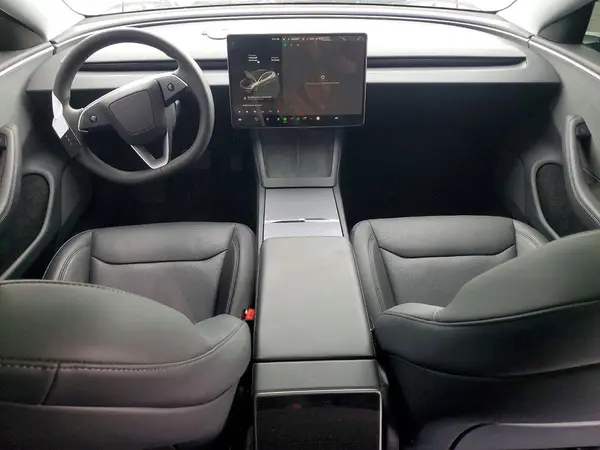 5YJ3E1EA8SF888250 2025 TESLA MODEL 3 - Image 8