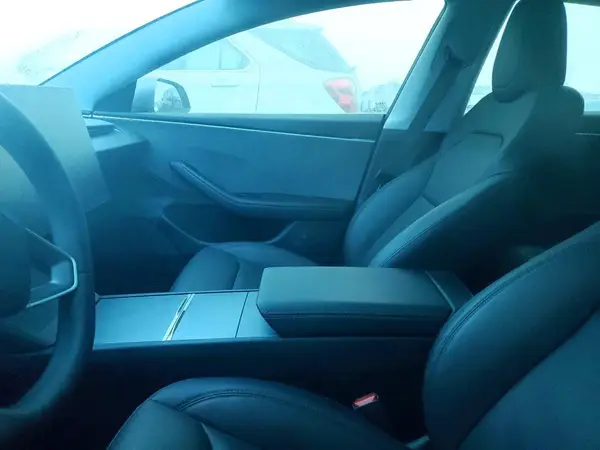 5YJ3E1EA8SF899989 2025 TESLA MODEL 3 - Image 8