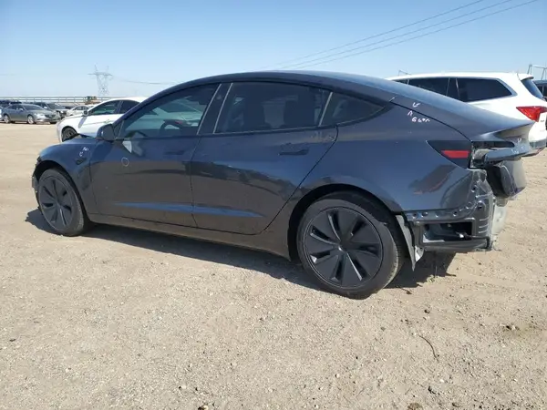 5YJ3E1EA8SF900140 2025 TESLA MODEL 3 - Image 2