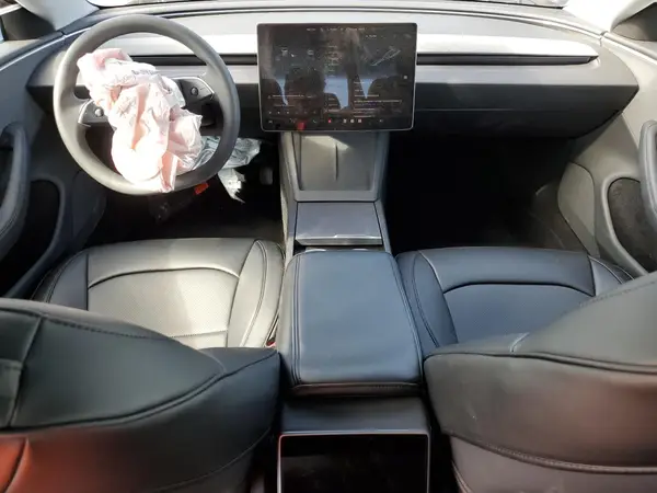 5YJ3E1EA8SF900350 2025 TESLA MODEL 3 - Image 8