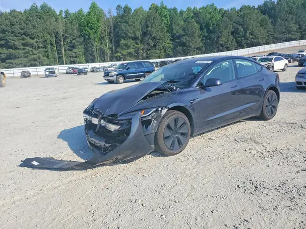 5YJ3E1EA8SF901210 2025 TESLA MODEL 3 - Image 1
