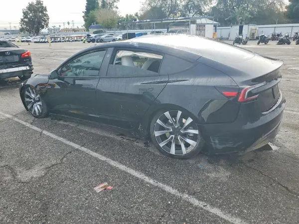 5YJ3E1EA8SF904043 2025 TESLA MODEL 3 - Image 2