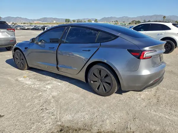 5YJ3E1EA8SF907492 2025 TESLA MODEL 3 - Image 2