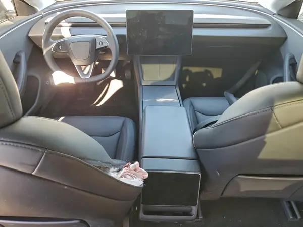 5YJ3E1EA8SF907492 2025 TESLA MODEL 3 - Image 8