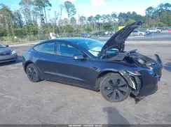 5YJ3E1EA8SF914233 2025 TESLA MODEL 3